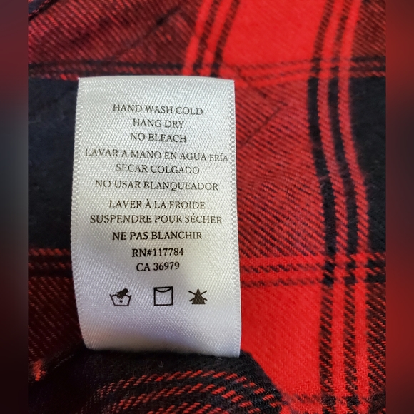 Rails Owen Cherry Patch button down - Picture 15 of 16